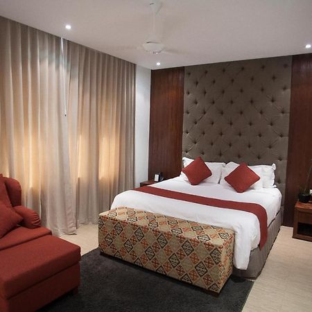 Lakshmi Luxury Villas, Walk To The Beach And Seminyak Shopping Kültér fotó